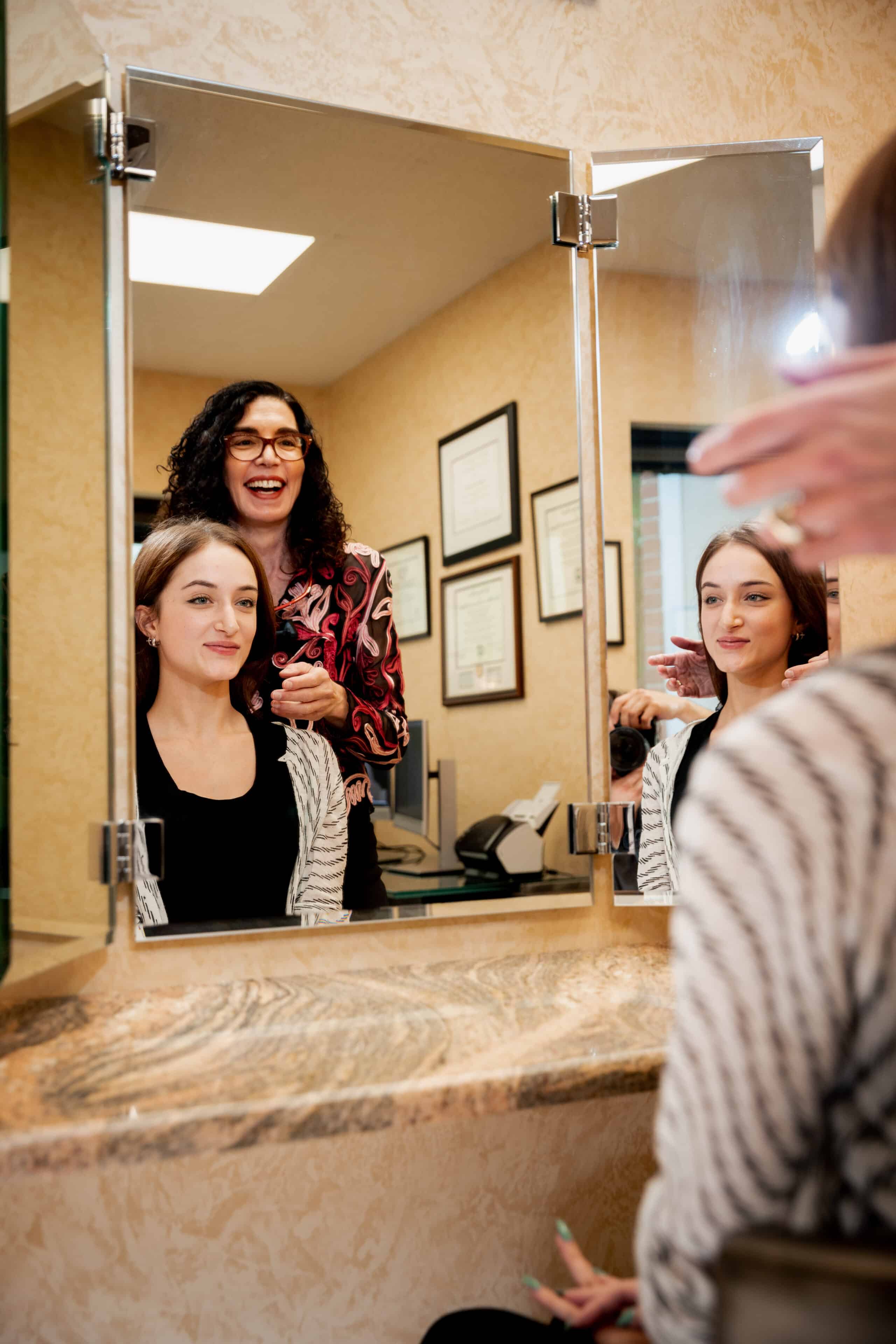 eugenie-brunner-facial-plastic-surgery-princeton-nj-patient-consultation76 Dr. Brunner consulting with a patient who is interested in a PrecisionTx neck and jawline contouring treatment in Princeton